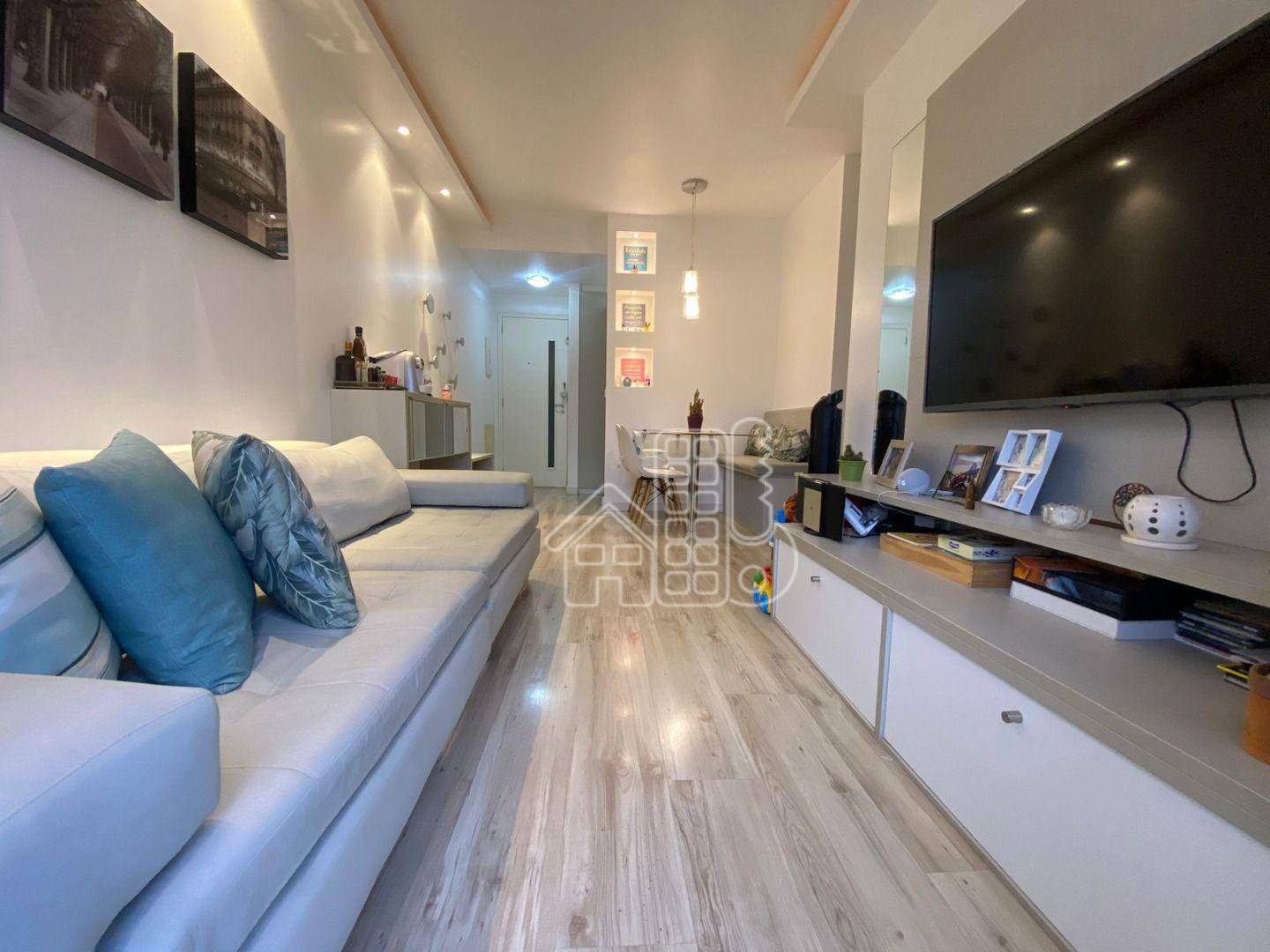 Apartamento com 2 dormitórios à venda, 61 m² por R$ 600.000,00 - Centro - Niterói/RJ