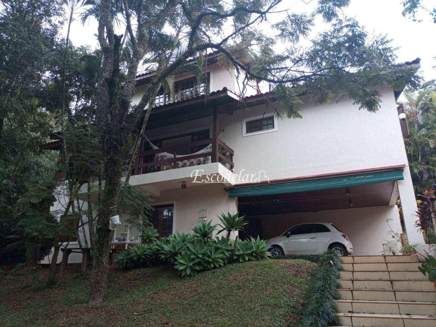 Serra Da Cantareira, Casa com 4 dormitórios à venda, 400 m² por R$ 1.850.000 - Pq Petrópolis - Mairiporã/SP