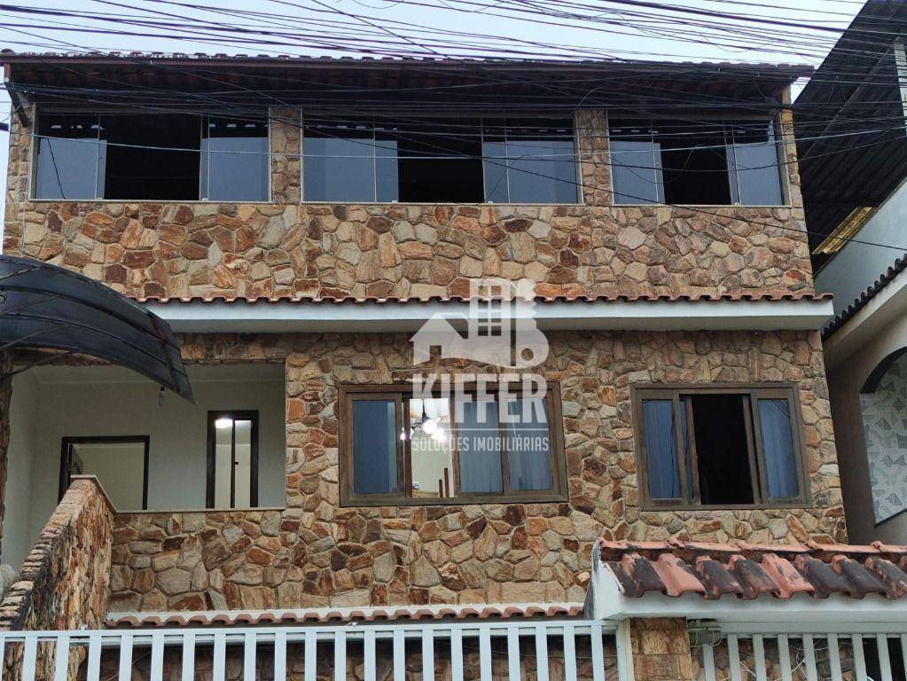 Casa com 4 quartos à venda por R$ 380.000 - Sete Pontes - São Gonçalo/RJ