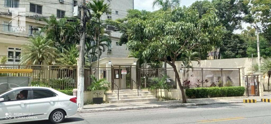 Apartamento com 2 dormitórios à venda, 58 m² por R$ 250.000,00 - Barreto - Niterói/RJ