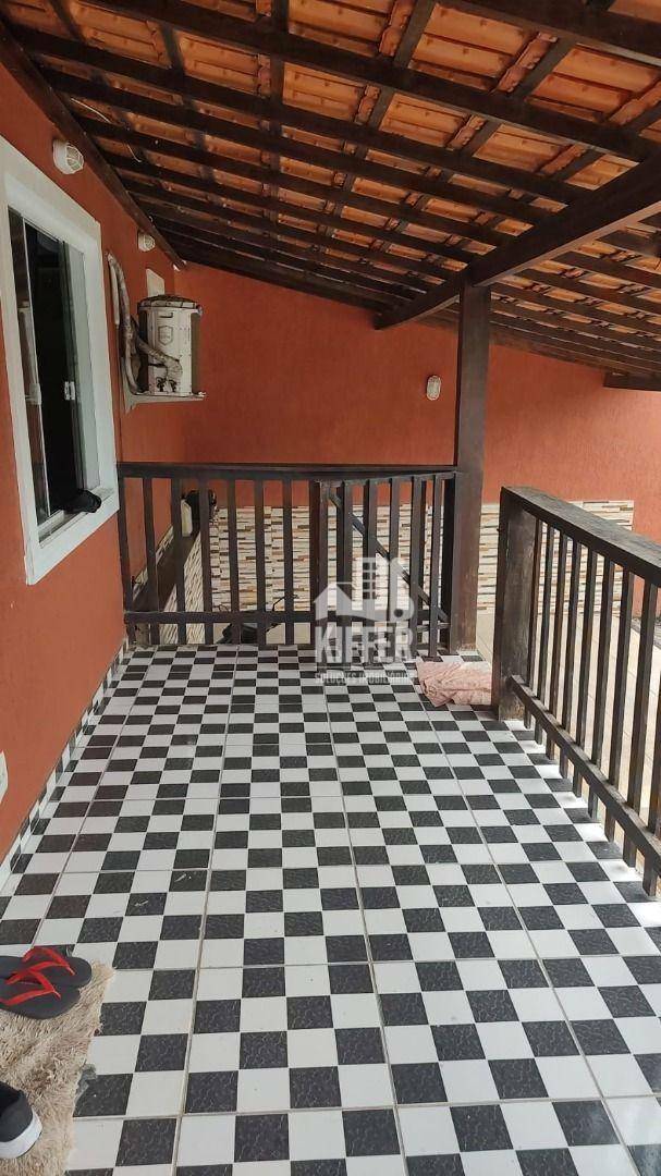 Casa com 3 quartos à venda, 140 m² por R$ 220.000 - Cajueiros (Itaipuaçu) - Maricá/RJ