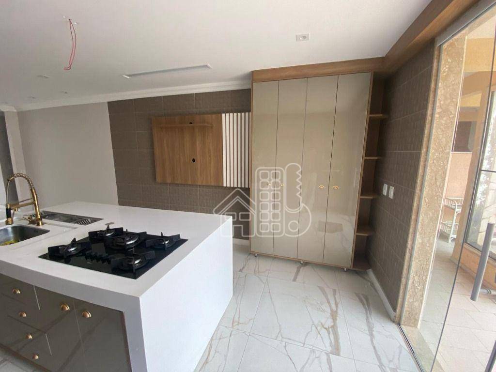 Casa com 4 quartos à venda, 498 m² por R$ 1.550.000 - Itaipu - Niterói/RJ