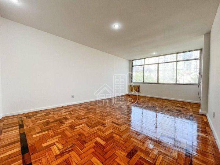 Apartamento com 3 dormitórios à venda, 112 m² por R$ 350.000,00 - Santa Rosa - Niterói/RJ