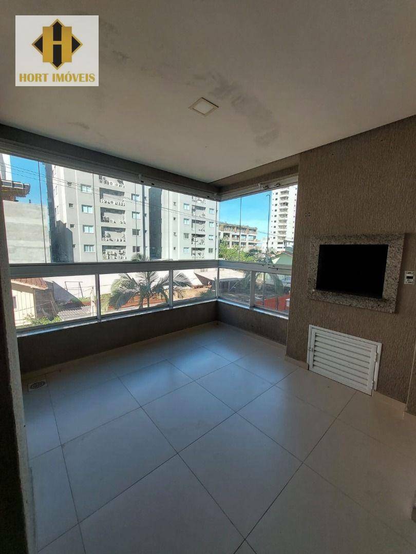 Apartamento com 2 suítes  à venda, 121 m² por R$ 1.300.000 - Meia Praia - Itapema/SC