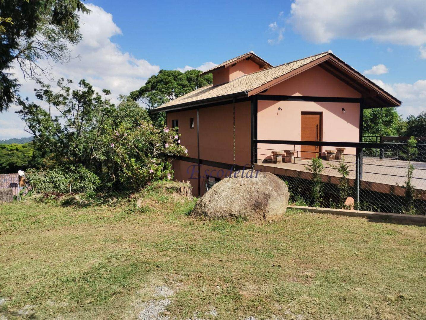 Casa com 3 dormitórios à venda, 200 m² por R$ 950.000,00 - Alpes da Cantareira - Mairiporã/SP