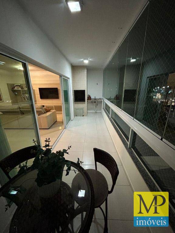 Apartamento com 3 dormitórios à venda, 124 m² por R$ 870.000,00 - Centro - Penha/SC