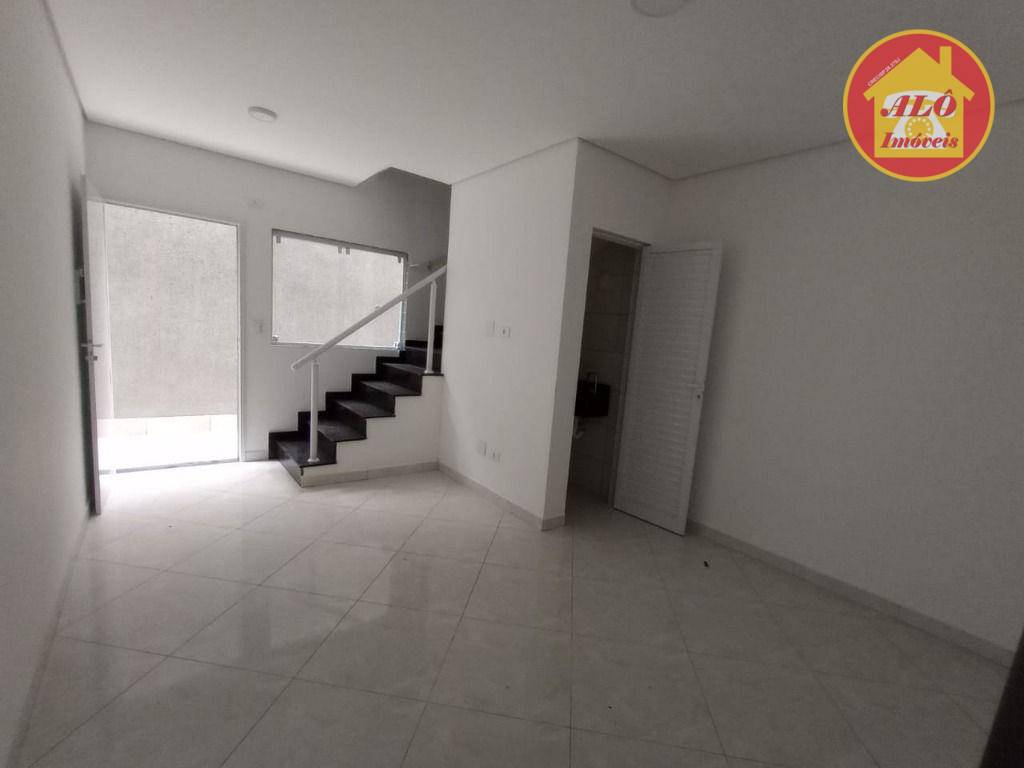 Sobrado com 2 quartos à venda, 55 m² por R$ 292.270 - Vila Tupi - Praia Grande/SP