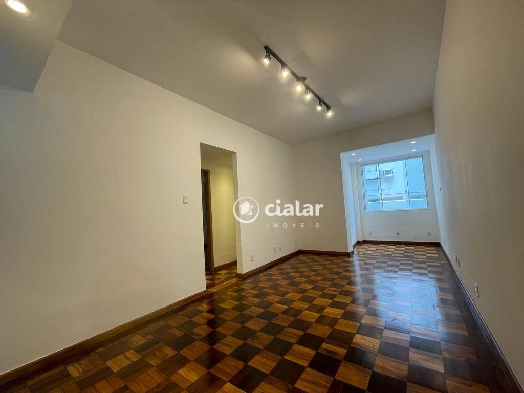 Apartamento com 2 dormitórios à venda, 70 m² por R$ 780.000,00 - Humaitá - Rio de Janeiro/RJ