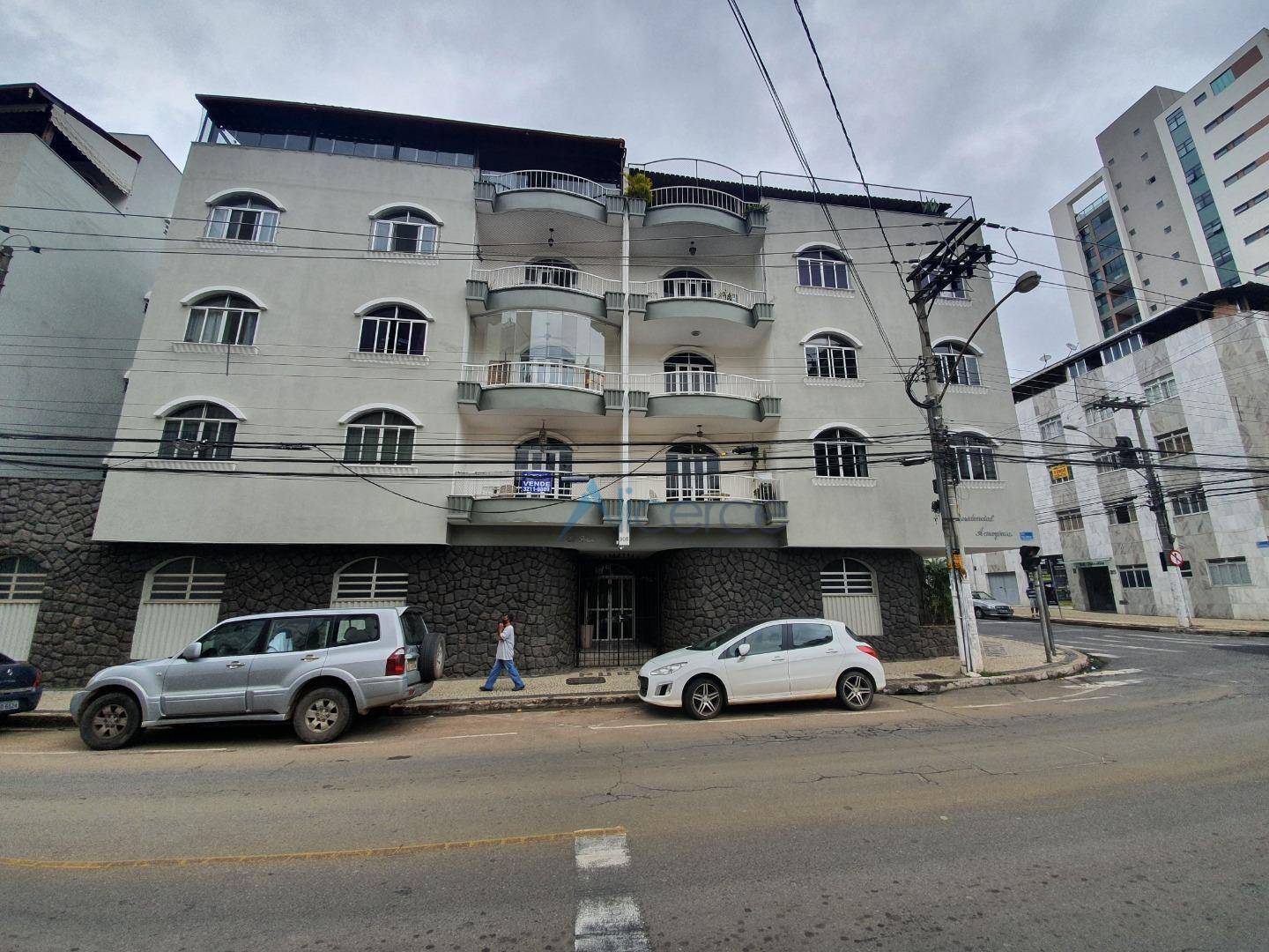 Apartamento com 3 dormitórios à venda, 131 m² por R$ 580.000,00 - São Mateus - Juiz de Fora/MG