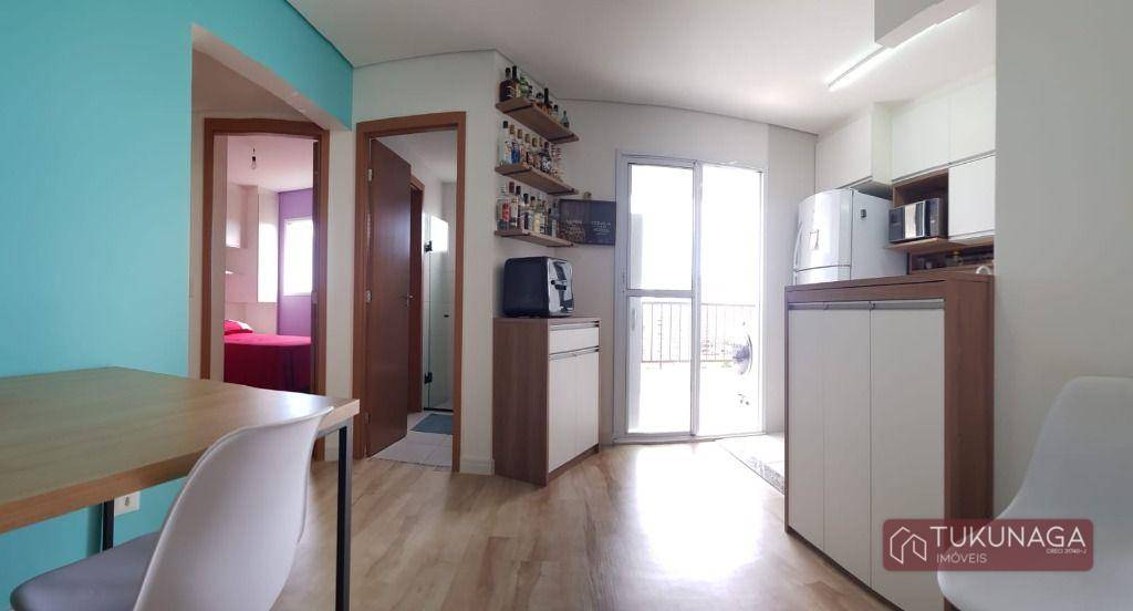Apartamento com 2 dormitórios à venda, 46 m² por R$ 370.000,00 - Vila Galvão - Guarulhos/SP