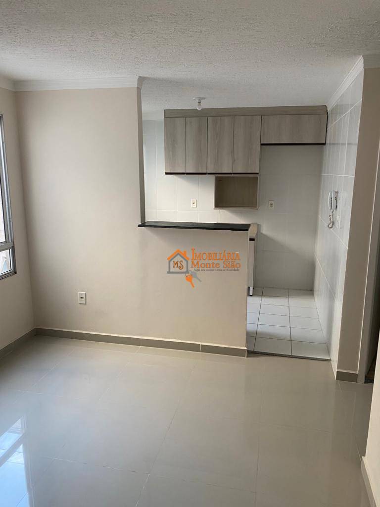 Apartamento com 2 dormitórios para alugar, 44 m² por R$ 1.300,00/mês - Água Chata - Guarulhos/SP