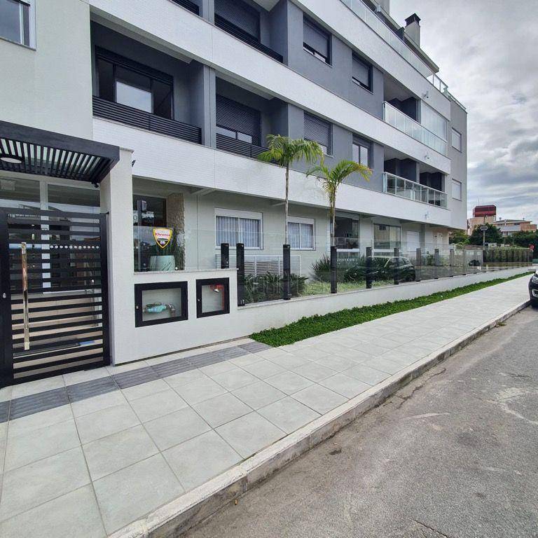 Apartamento com 2 dormitórios na Praia de Canasvieiras - Florianópolis/SC