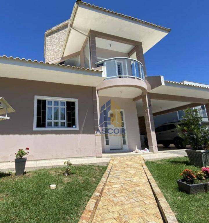 Casa com 3 dormitórios à venda, 140 m² por R$ 1.650.000,00 - Campeche - Florianópolis/SC