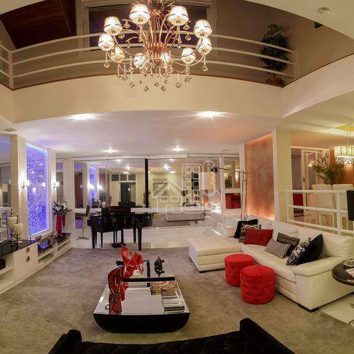 Casa com 4 dormitórios à venda, 500 m² por R$ 5.000.000,00 - Itaipava - Petrópolis/RJ