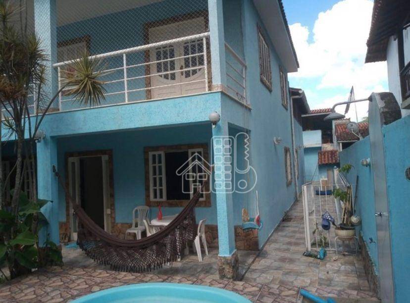 Casa com 4 dormitórios à venda, 300 m² por R$ 870.000,00 - Itaipu - Niterói/RJ