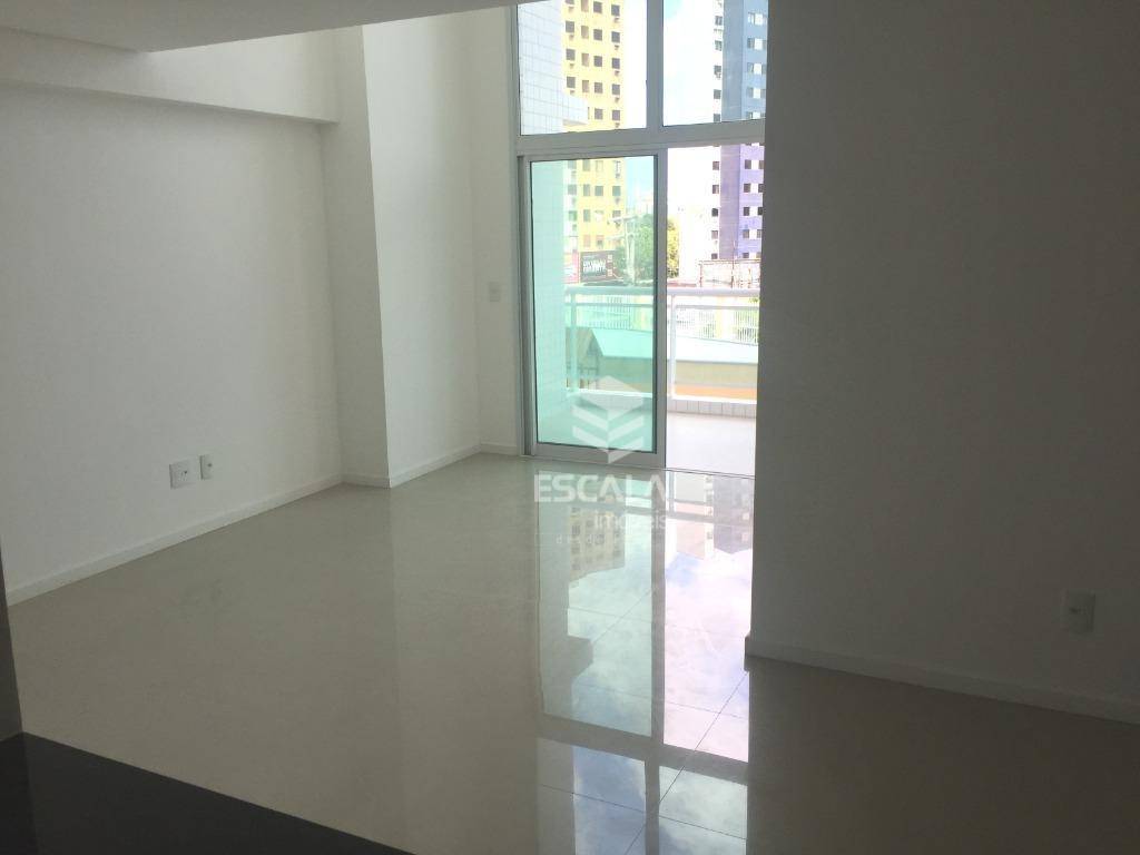 Apartamento com 3 quartos à venda, 82 m², 2 vagas, financia - Guararapes - Fortaleza/CE
