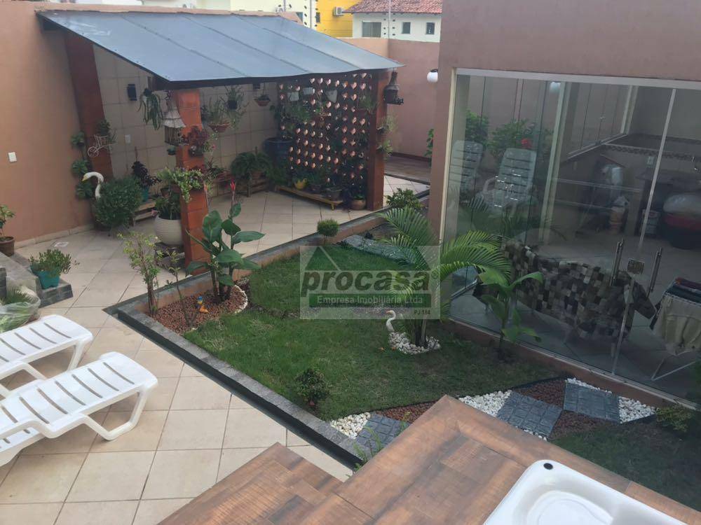 Casa com 3 dormitórios à venda, 250 m² por R$ 700.000,00 - Flores - Manaus/AM