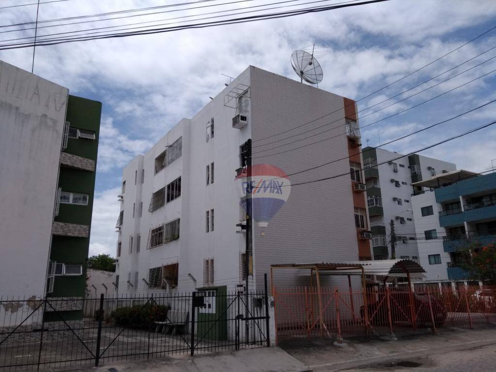 Apartamento com 2 dormitórios + 1 reversível  à venda, 74 m² por R$ 155.000 - Candeias - Jaboatão dos Guararapes/PE