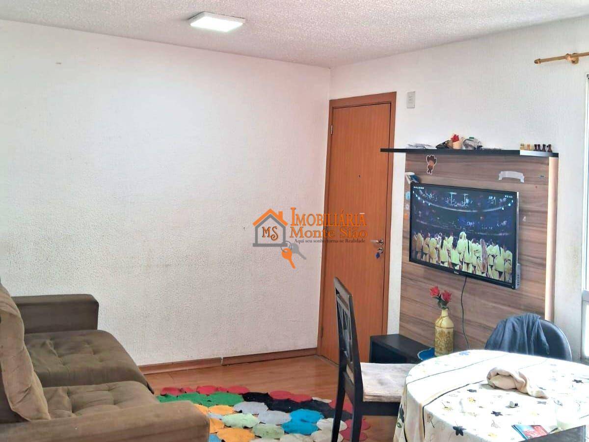 Apartamento com 2 dormitórios à venda, 44 m² por R$ 198.000,00 - Água Chata - Guarulhos/SP