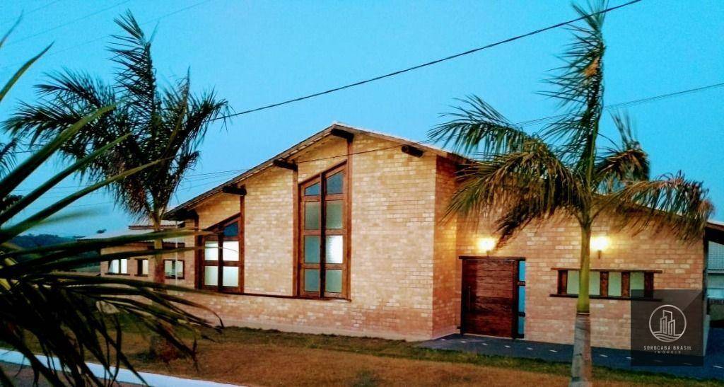 Casa com 3 dormitórios à venda, 207 m² por R$ 795.000 - Condomínio Village Serra - Araçoiaba da Serra/SP