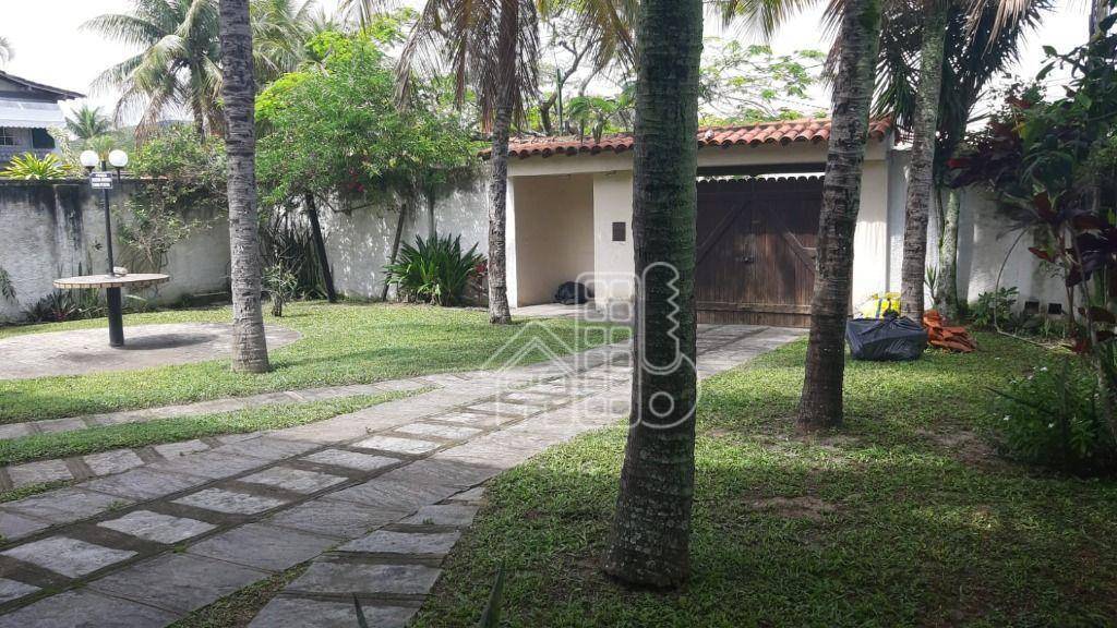 Casa com 4 dormitórios à venda, 600 m² por R$ 3.500.000,00 - Camboinhas - Niterói/RJ