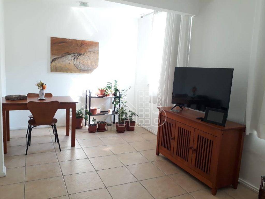 Apartamento com 2 dormitórios à venda, 53 m² por R$ 180.000,00 - Santa Rosa - Niterói/RJ