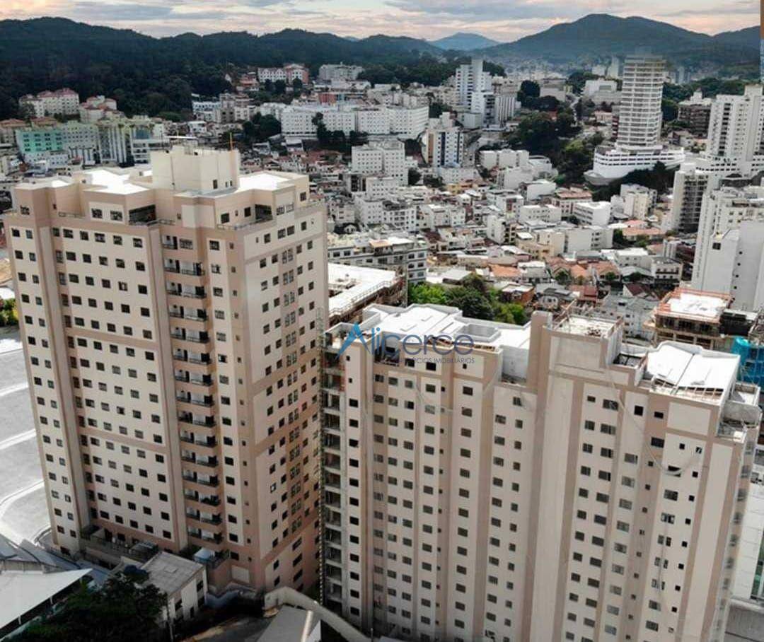 Apartamento com 2 dormitórios à venda, 61 m² por R$ 321.000,00 - São Mateus - Juiz de Fora/MG