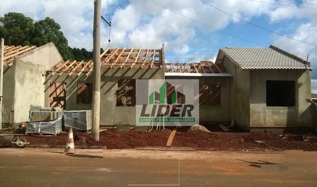 Casa em Cachoeirinha no bairro Vila Bom Princípio