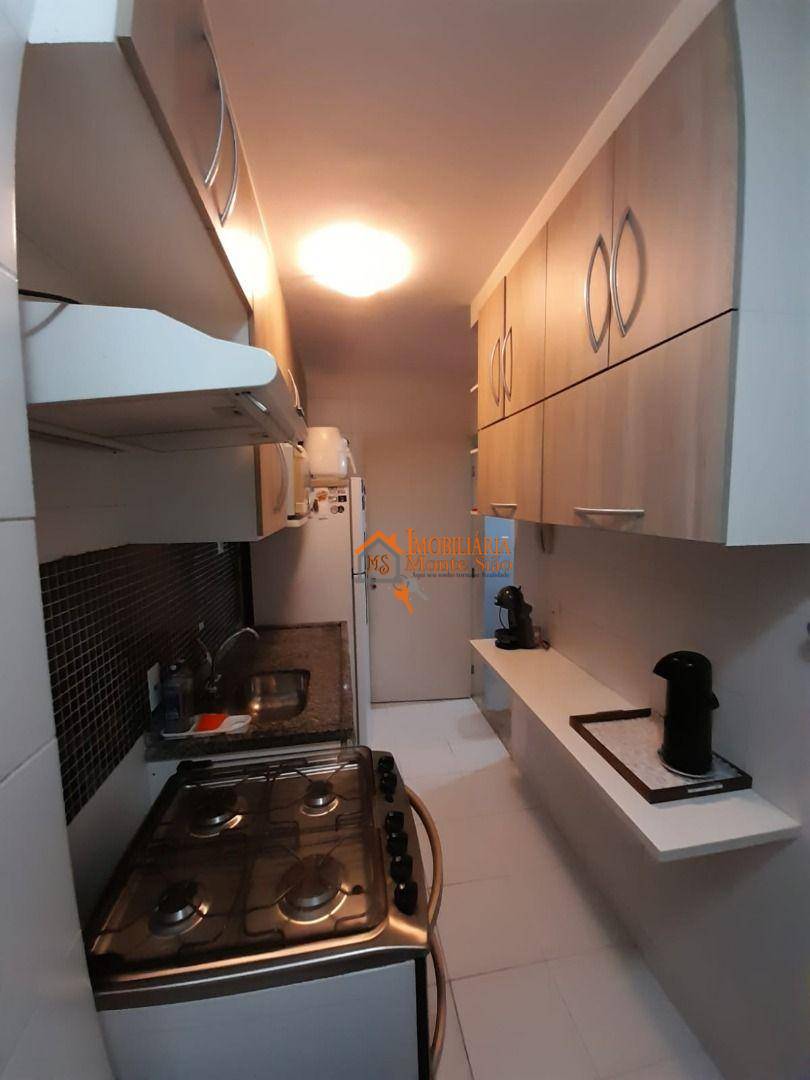 Apartamento com 2 dormitórios à venda, 52 m² por R$ 382.000,00 - Jardim Flor da Montanha - Guarulhos/SP