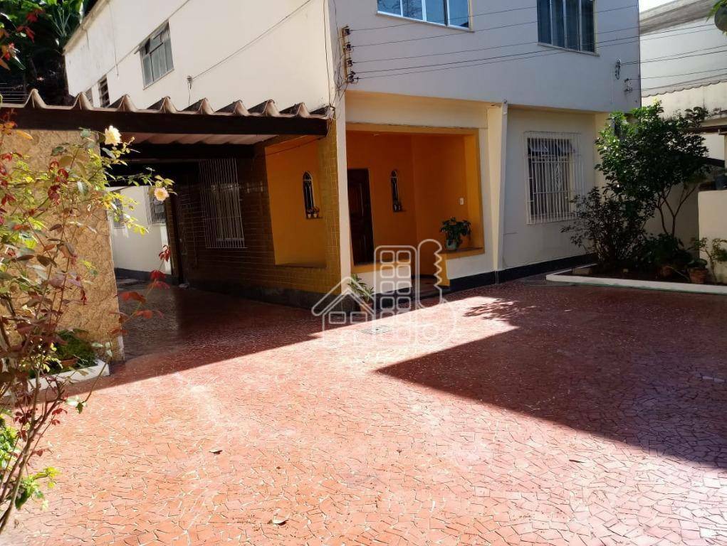 Casa com 3 dormitórios à venda, 700 m² por R$ 466.400,00 - Fonseca - Niterói/RJ