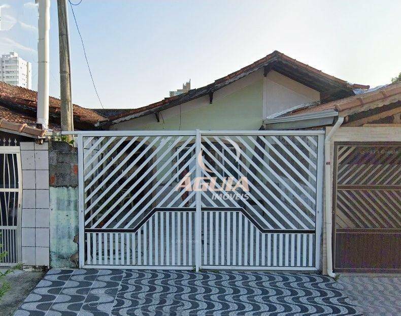 Casa com 3 dormitórios à venda, 100 m² por R$ 310.000,00 - Maracanã - Praia Grande/SP