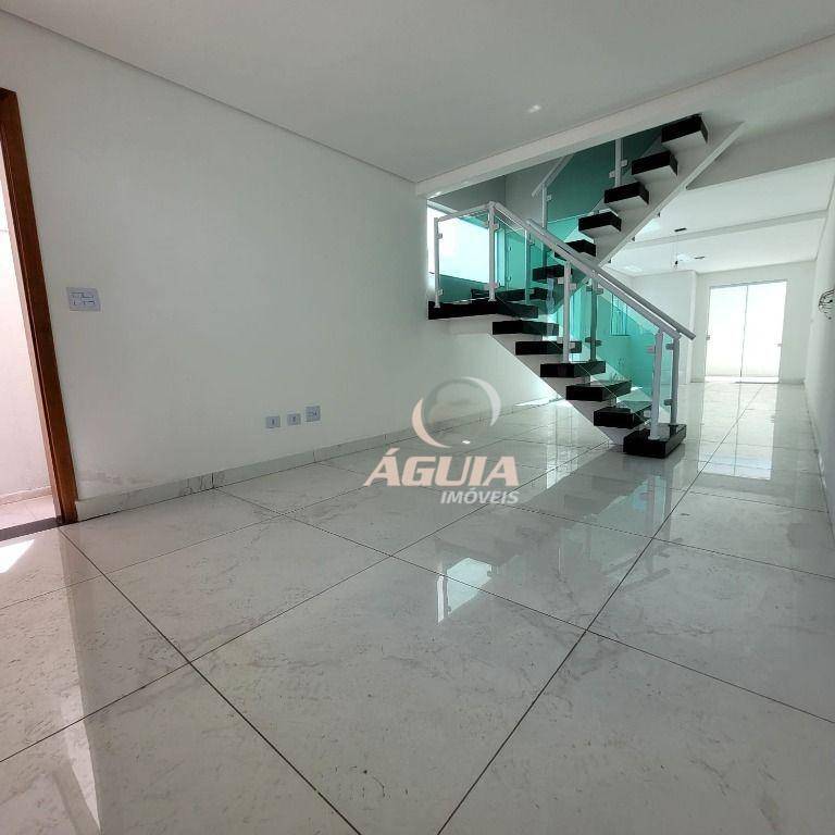 Sobrado com 3 dormitórios à venda, 156 m² por R$ 700.000,00 - Vila Scarpelli - Santo André/SP