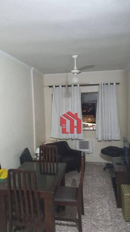 Apartamento com 3 dormitórios à venda, 69 m² por R$ 350.000,00 - Encruzilhada - Santos/SP