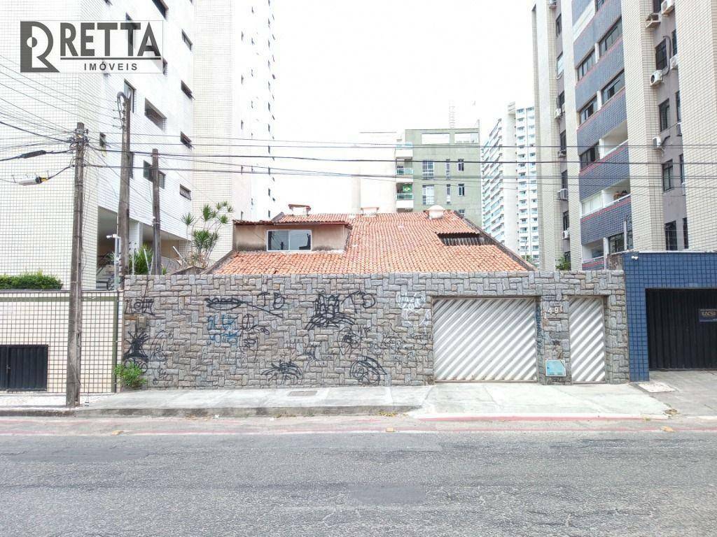 Casa com 3 dormitórios à venda, 330 m² por R$ 900.000,00 - Cocó - Fortaleza/CE