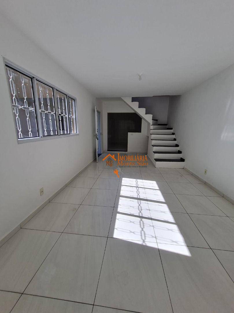Sobrado com 3 dormitórios à venda, 96 m² por R$ 403.900,00 - Cidade Tupinambá - Guarulhos/SP