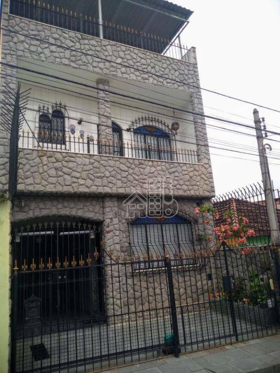 Casa à venda, 280 m² por R$ 500.000,00 - Porto Novo - São Gonçalo/RJ