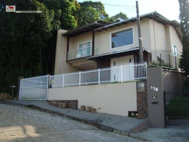 Sobrado com 3 Dormitórios à venda, 350 m² por R$ 780.000,00