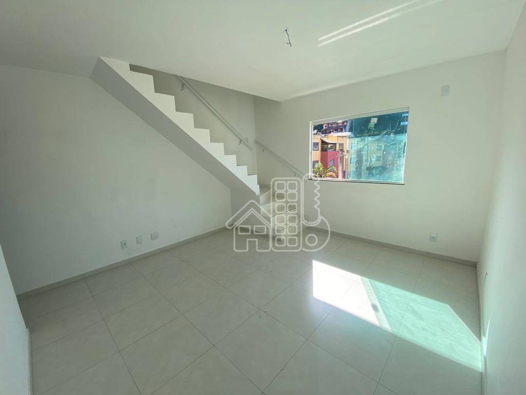 Casa com 2 quartos à venda, 91 m² por R$ 259.000 - Maria Paula - São Gonçalo/RJ
