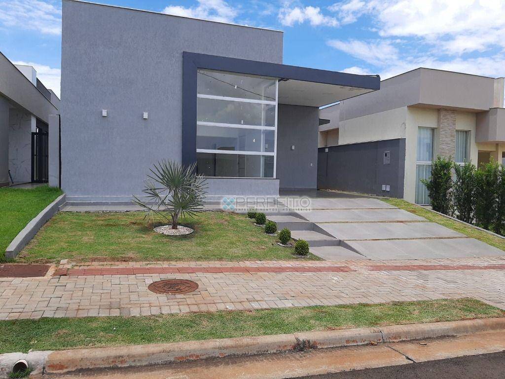 Casa com 3 dormitórios para alugar, 235 m² por R$ 4.000,00/mês - Parque Taua - Londrina/PR