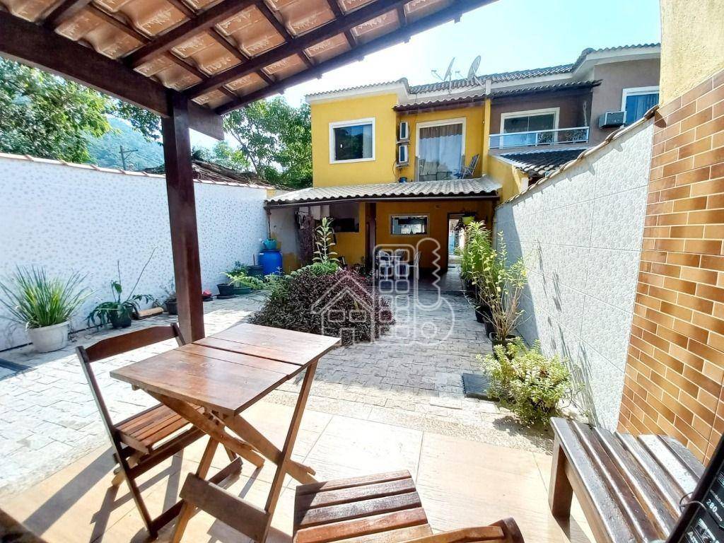 Casa com 3 dormitórios à venda, 180 m² por R$ 700.000,00 - Piratininga - Niterói/RJ