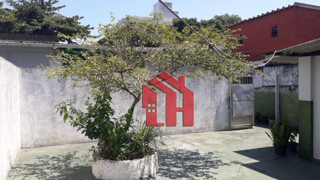 Casa com 4 dormitórios à venda, 500 m² por R$ 1.300.000,00 - Vila Belmiro - Santos/SP