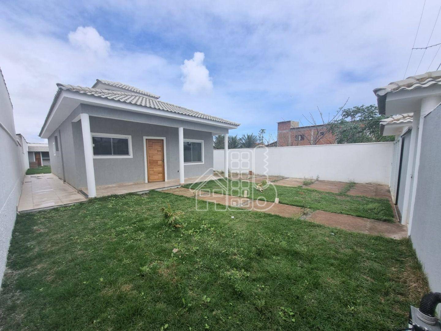 Casa com 3 dormitórios à venda, 100 m² por R$ 580.000,90 - Jardim Atlântico Central (Itaipuaçu) - Maricá/RJ