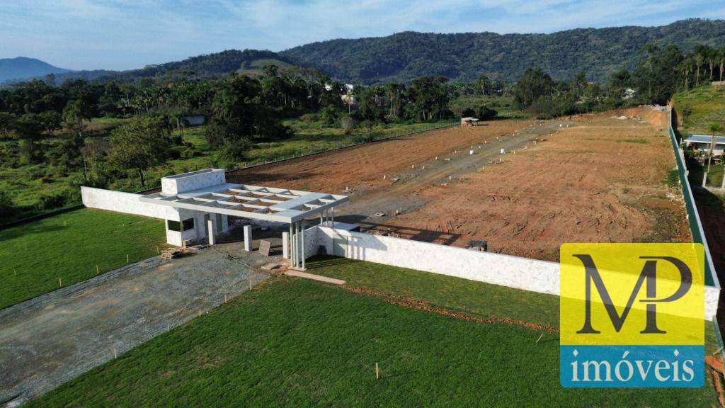 Terrenos em Condomínio Fechado à 1000 metros da Praia Alegre - Nossa Senhora de Fatima - Penha/SC