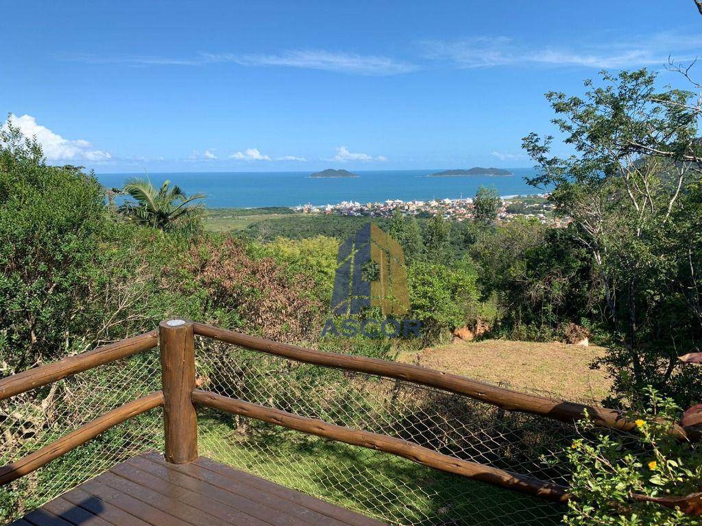Casa com 2 Suítes e Visual Fantástico do Mar no Sul da Ilha. À venda,  por R$ 780.000 - Pântano do Sul - Florianópolis/SC