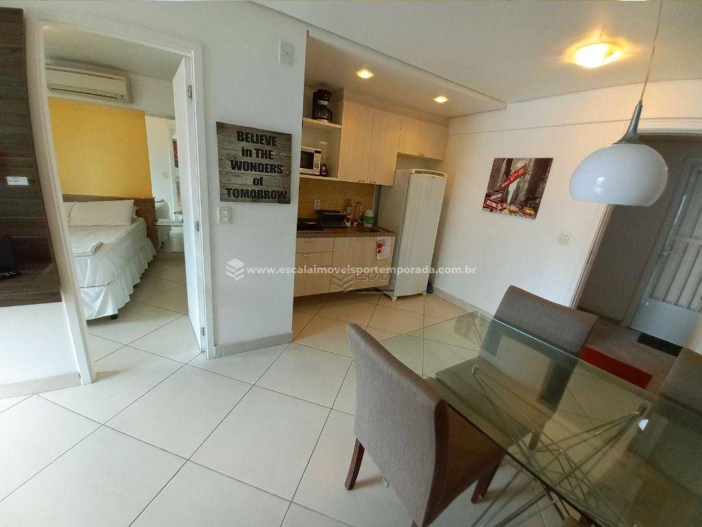 Apartamento com 1 dormitório para alugar, 40 m² por R$ 200,00/dia - Meireles - Fortaleza/CE