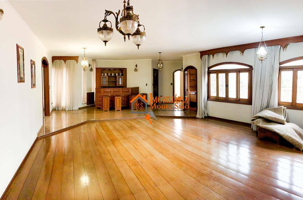 Sobrado com 4 dormitórios à venda, 530 m² por R$ 2.000.000,00 - Vila Galvão - Guarulhos/SP