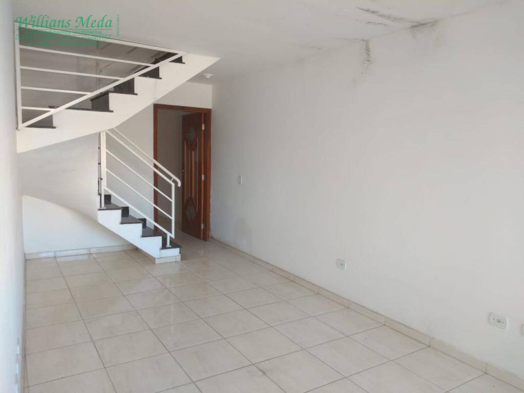 Sobrado com 3 dormitórios à venda, 130 m² por R$ 430.000 - Jardim Leila - Guarulhos/SP