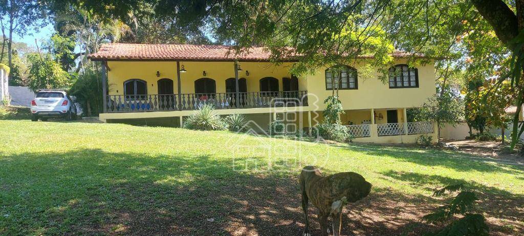 Casa com 3 quartos à venda, 232 m² por R$ 890.000 - Condado de Maricá - Maricá/RJ