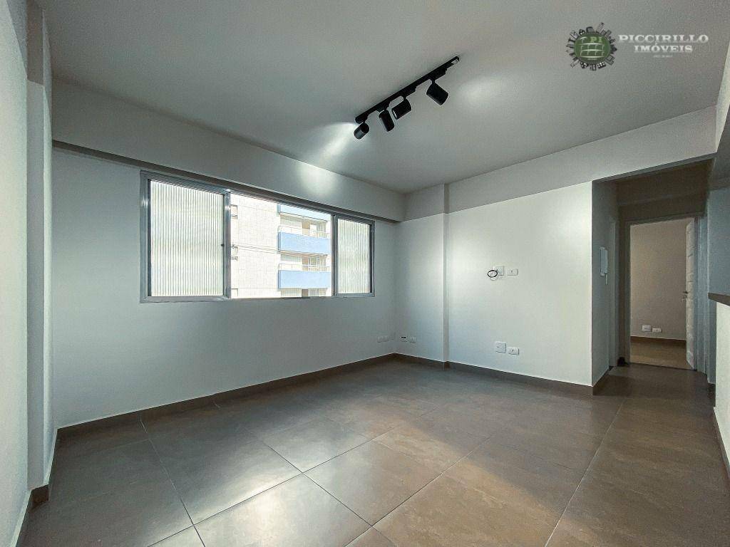 Apartamento 2 dormitórios, 64 m², R$ 285. mil, Guilhermina, Praia Grande/SP