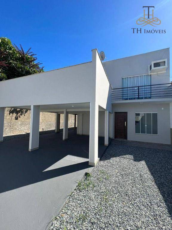 Casa com 3 dormitórios para alugar, 155 m² por R$ 6.500,02/mês - Vila Real - Balneário Camboriú/SC